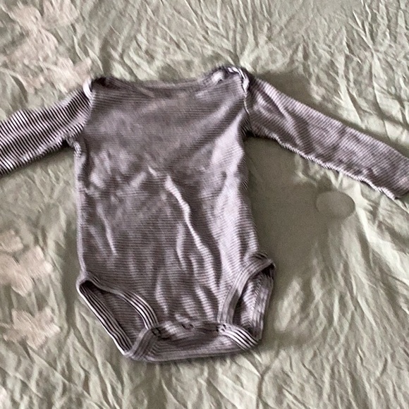 12 MONTH BABY CLOTHES LOT❤️EUC - Picture 8 of 15